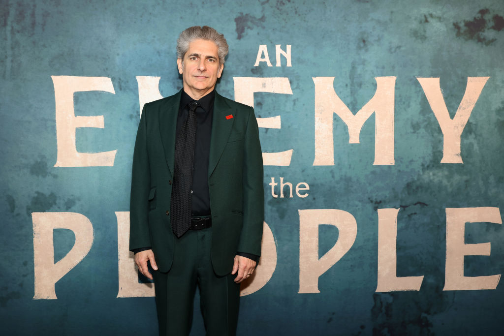 Michael Imperioli, Jeremy Strong stay in character to address climate activists who interrupted "An Enemy of the People"