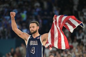 BASKETBALL-OLY-PARIS-2024-FRA-USA