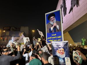 Demonstration in Baghdad in support of Iranian missile attacks on Israel