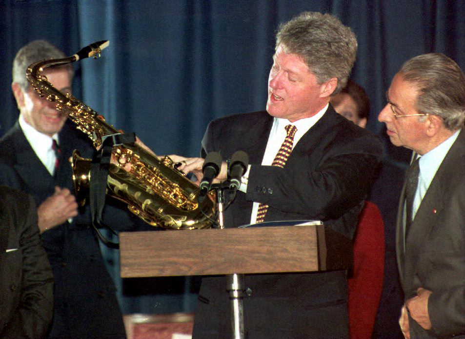 BELGIUM-BRUSSELS-CLINTON'S NEW SAXOPHONE